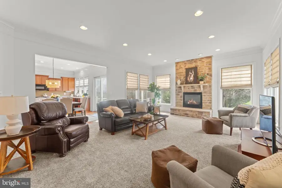 4045 Cray Dr, Warrenton, VA 20187 - #2