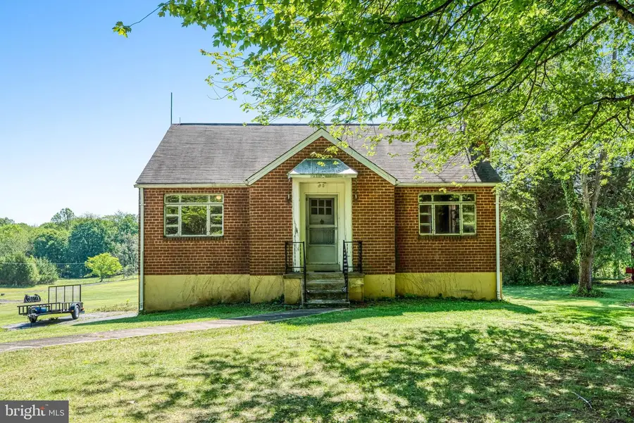 8083 Frytown Rd, Warrenton, VA 20187 - #2