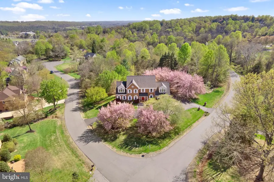 7573 Fusilier Dr, Warrenton, VA 20186 - #2