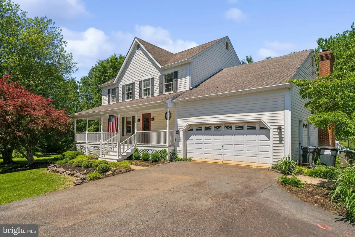 7708 Castlebury Ct, Warrenton, VA 20186 - #1