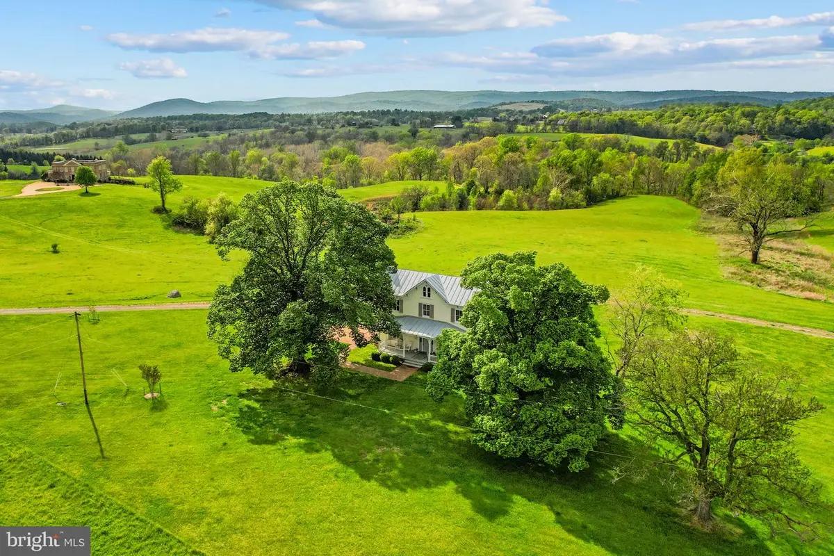 9078 Maidstone Rd, Delaplane, VA 20144 - #1