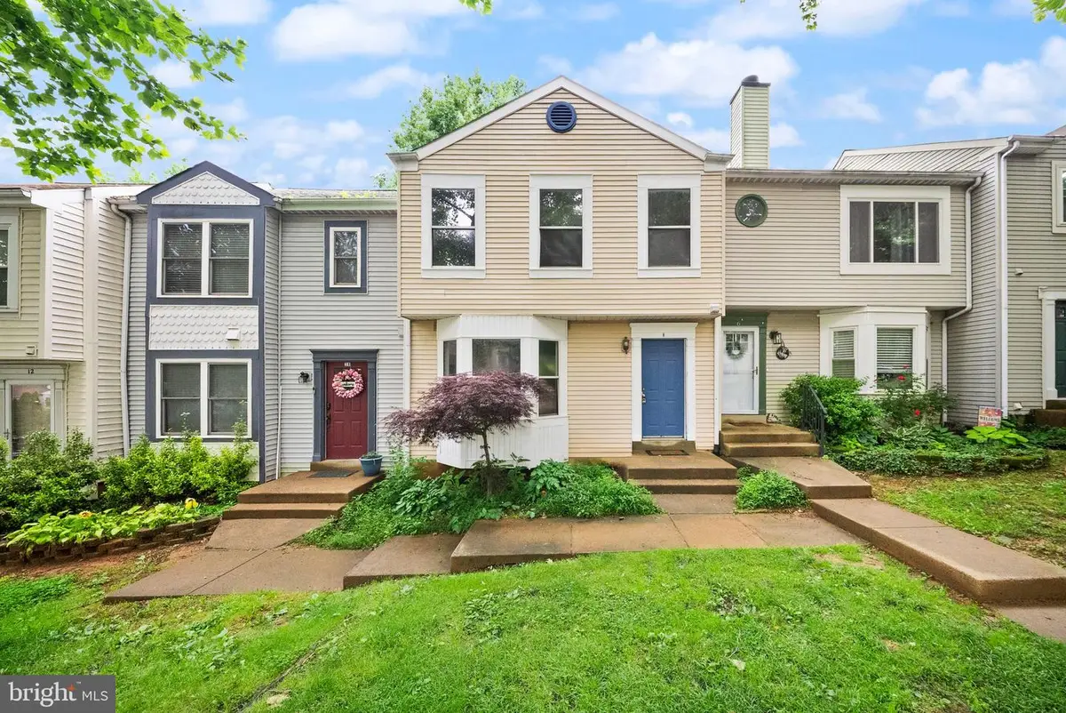 8 Aviary St, Warrenton, VA 20186 - #1