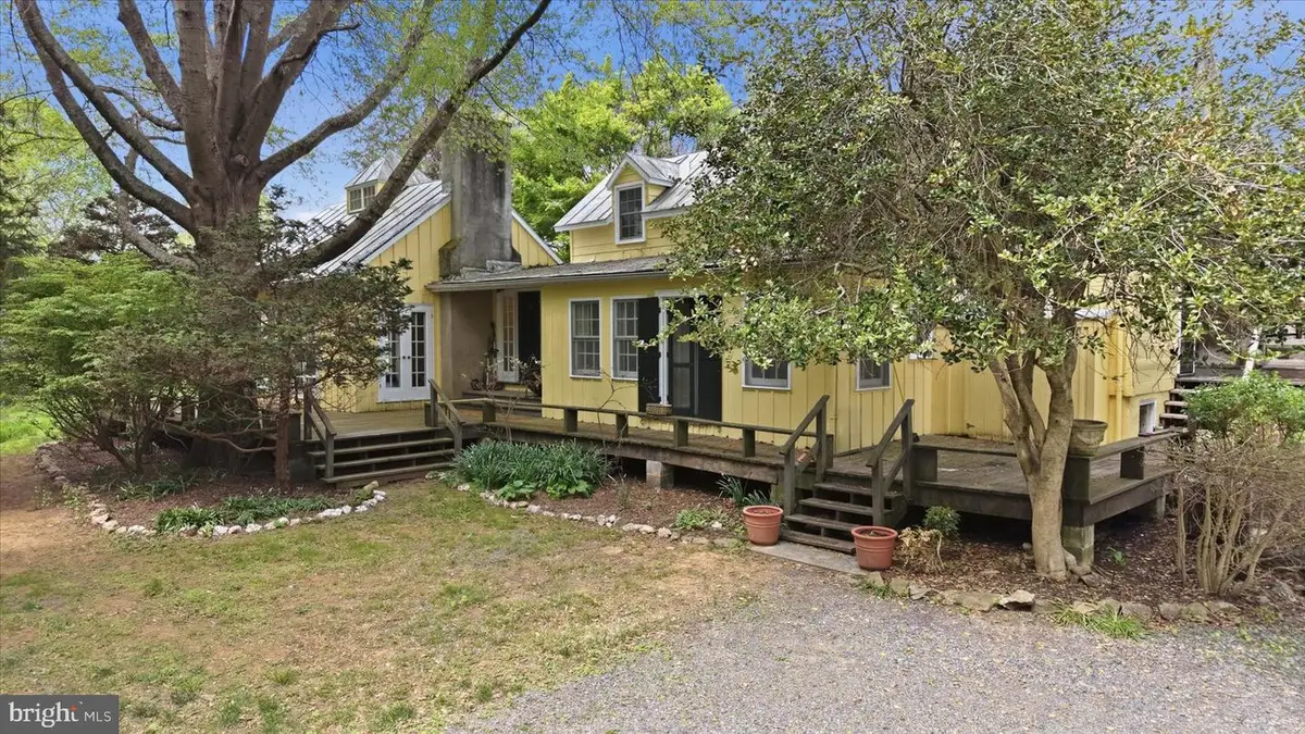 2674 Five Points Rd, Marshall, VA 20115 - #1