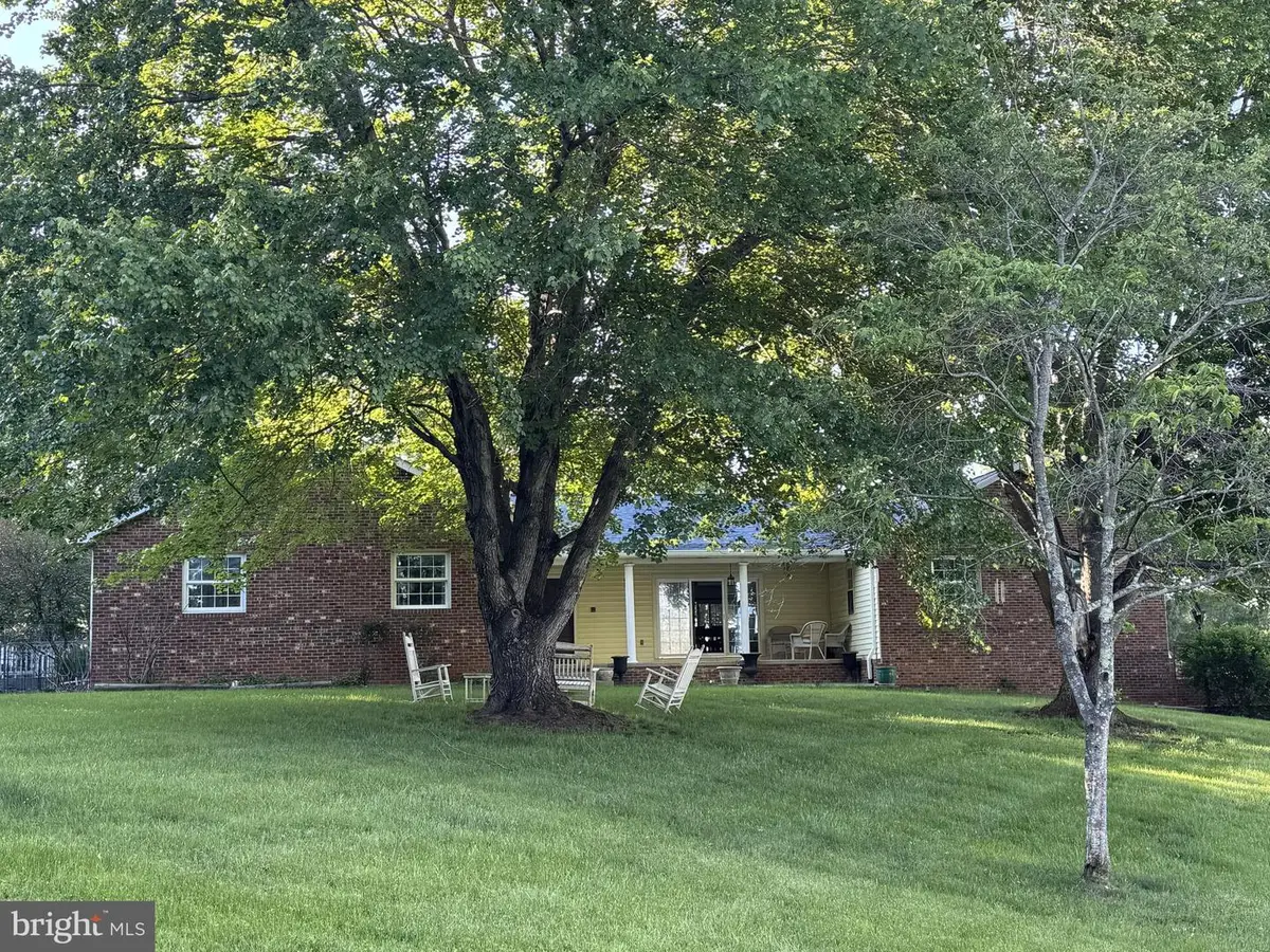 9032 James Madison Hwy, The Plains, VA 20198 - #1