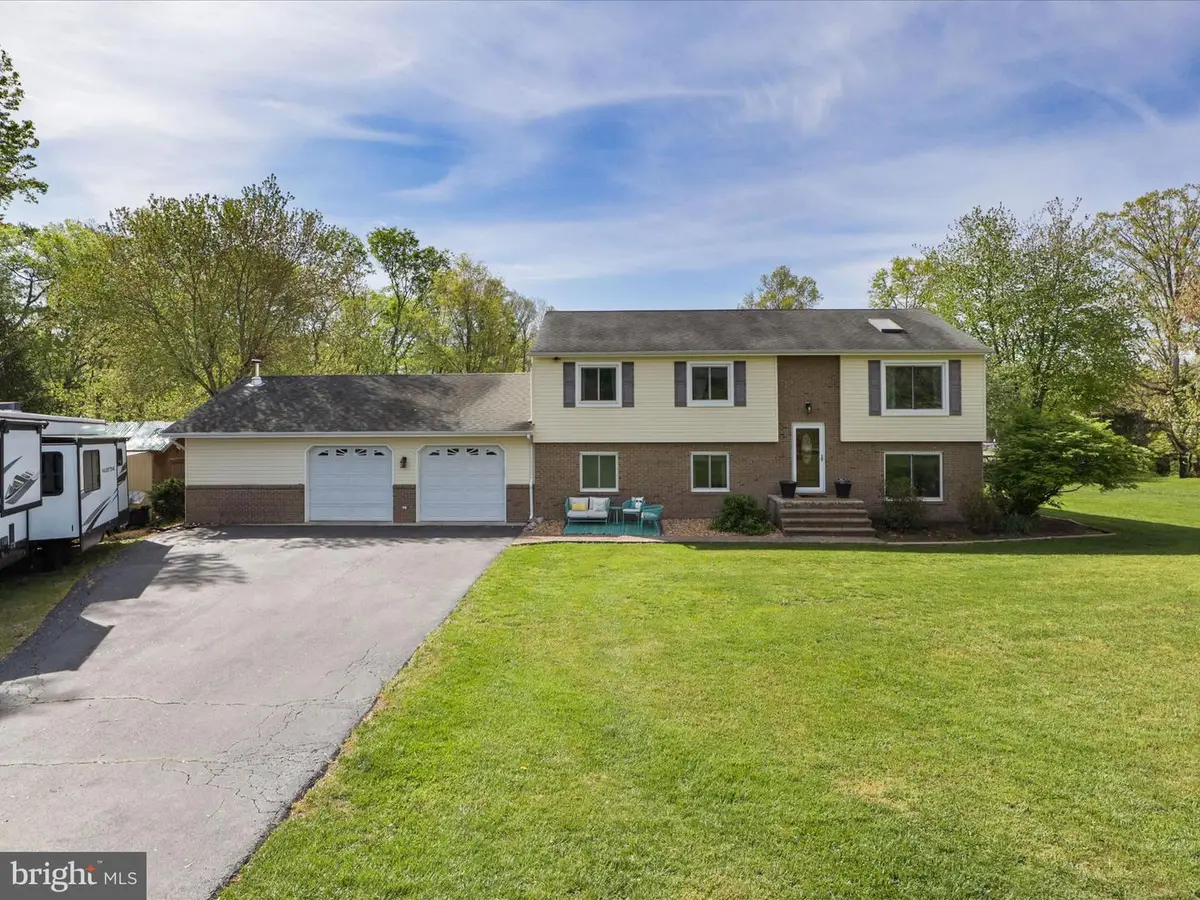 7264 Twilight Ct, Warrenton, VA 20187 - #1