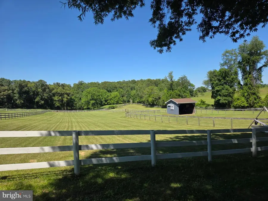 9189 Lees Ridge Rd, Warrenton, VA 20186 - #2
