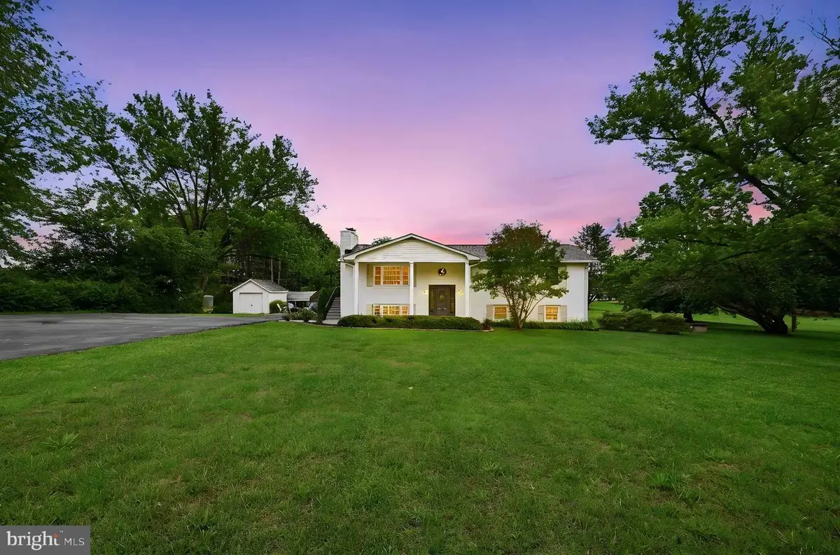 7473 Kennedy Rd, Nokesville, VA 20181 - #1