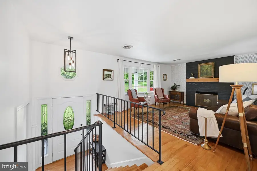 7473 Kennedy Rd, Nokesville, VA 20181 - #3
