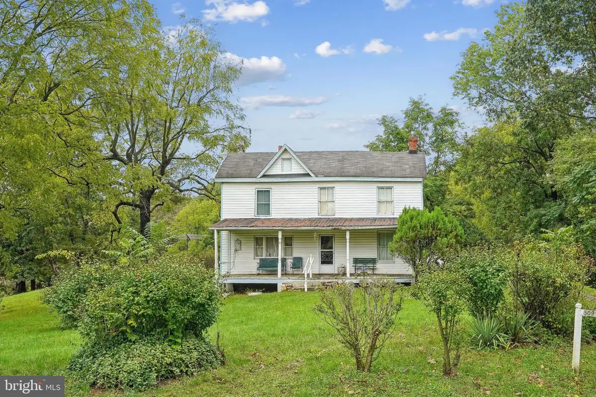 5095 Leeds Manor Rd, Hume, VA 22639 - #1