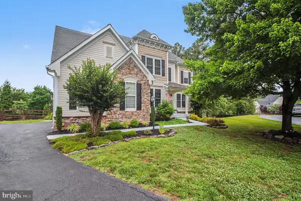 4056 Shrayer Ct, WARRENTON, VA 20187