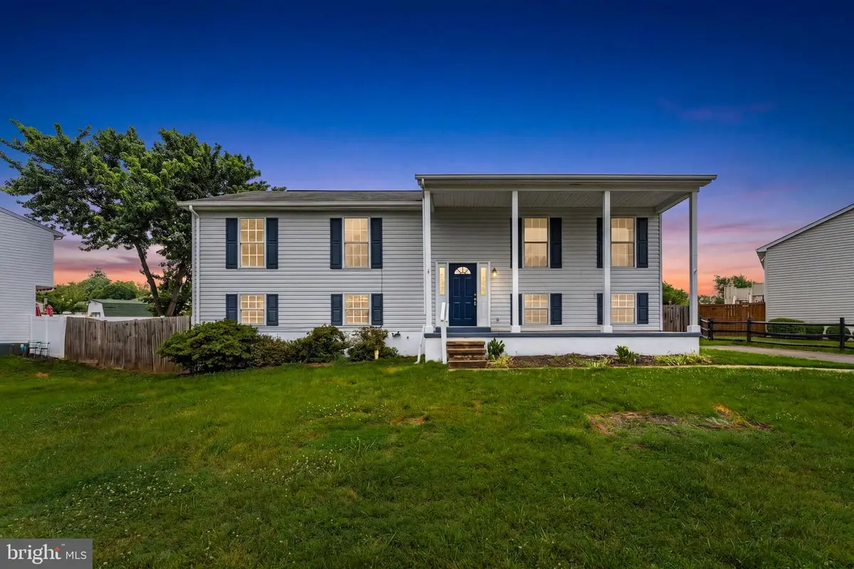 11701 Battle Ridge Dr, Remington, VA 22734 - #1