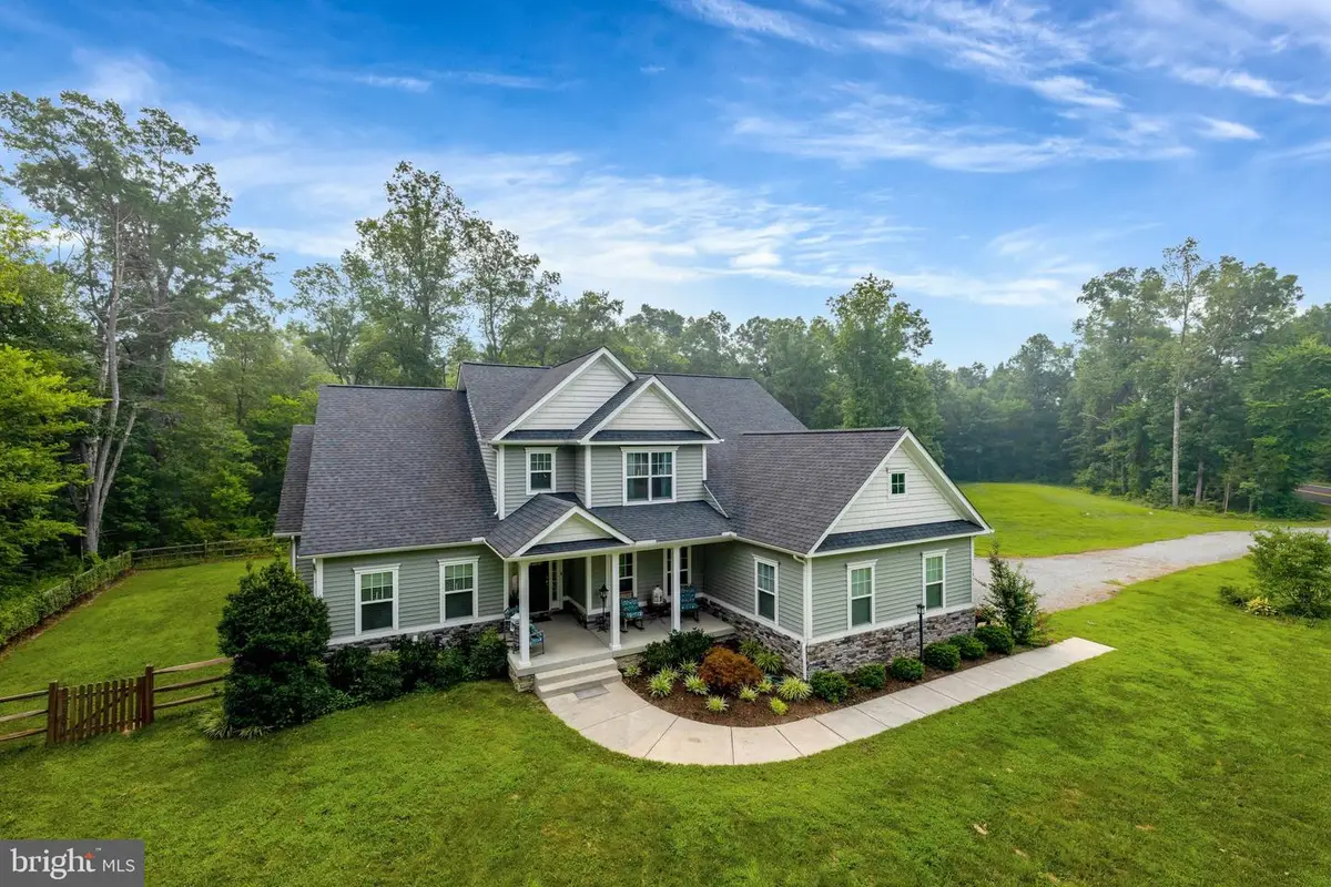 11383 Lucky Hill Rd, Bealeton, VA 22712 - #1