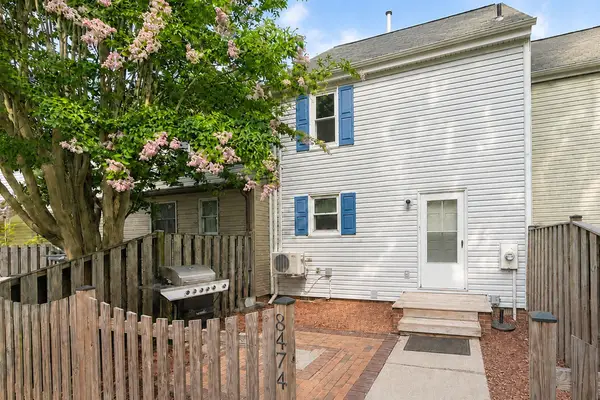 8474 Emerald Ln, MARSHALL, VA 20115