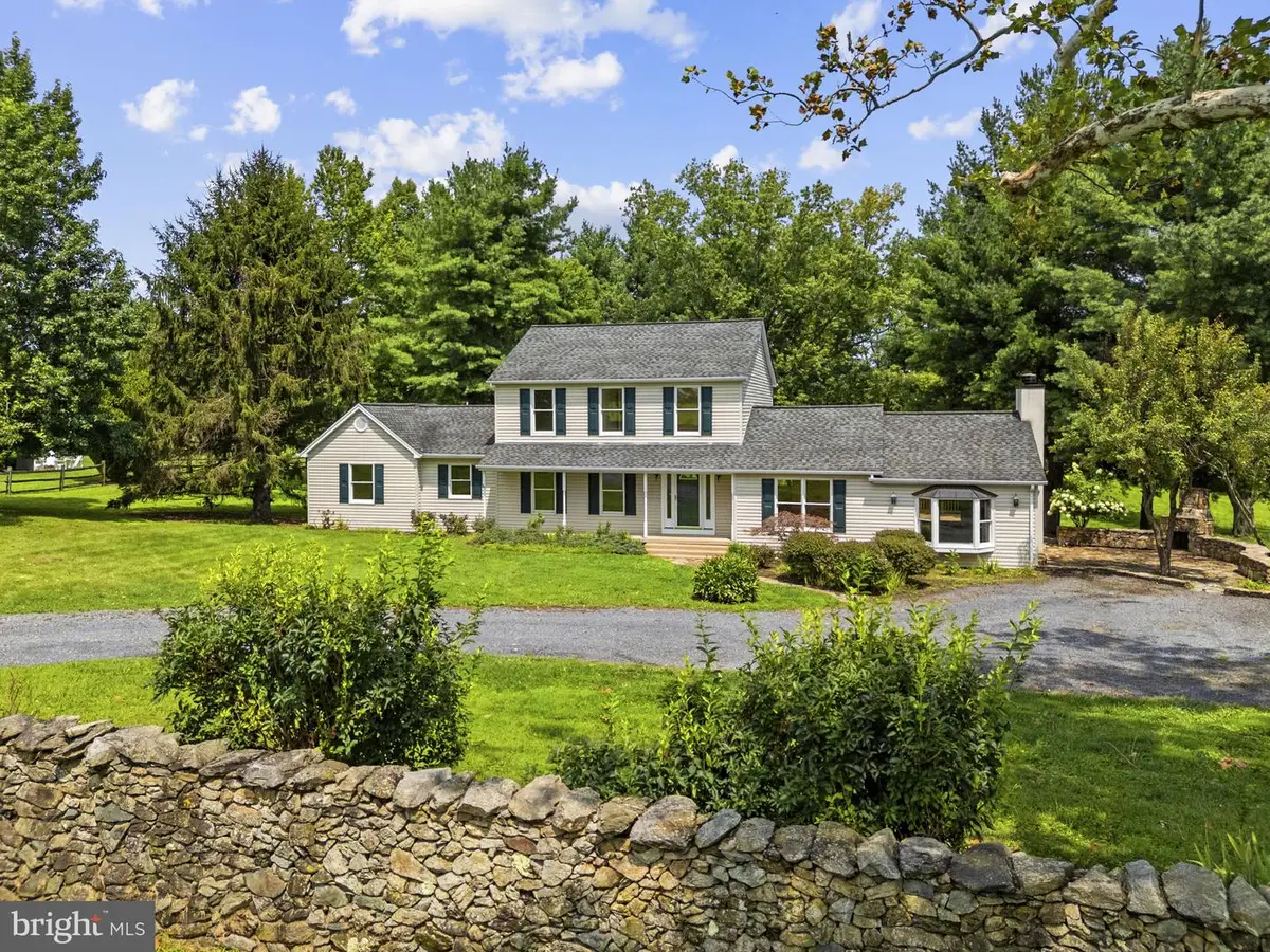 7296 Rectors Ln, Marshall, VA 20115 - #1