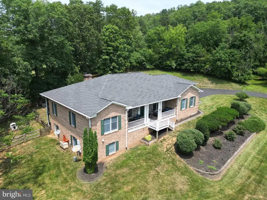 6301 Georgetown Rd, Broad Run, VA 20137 - #3