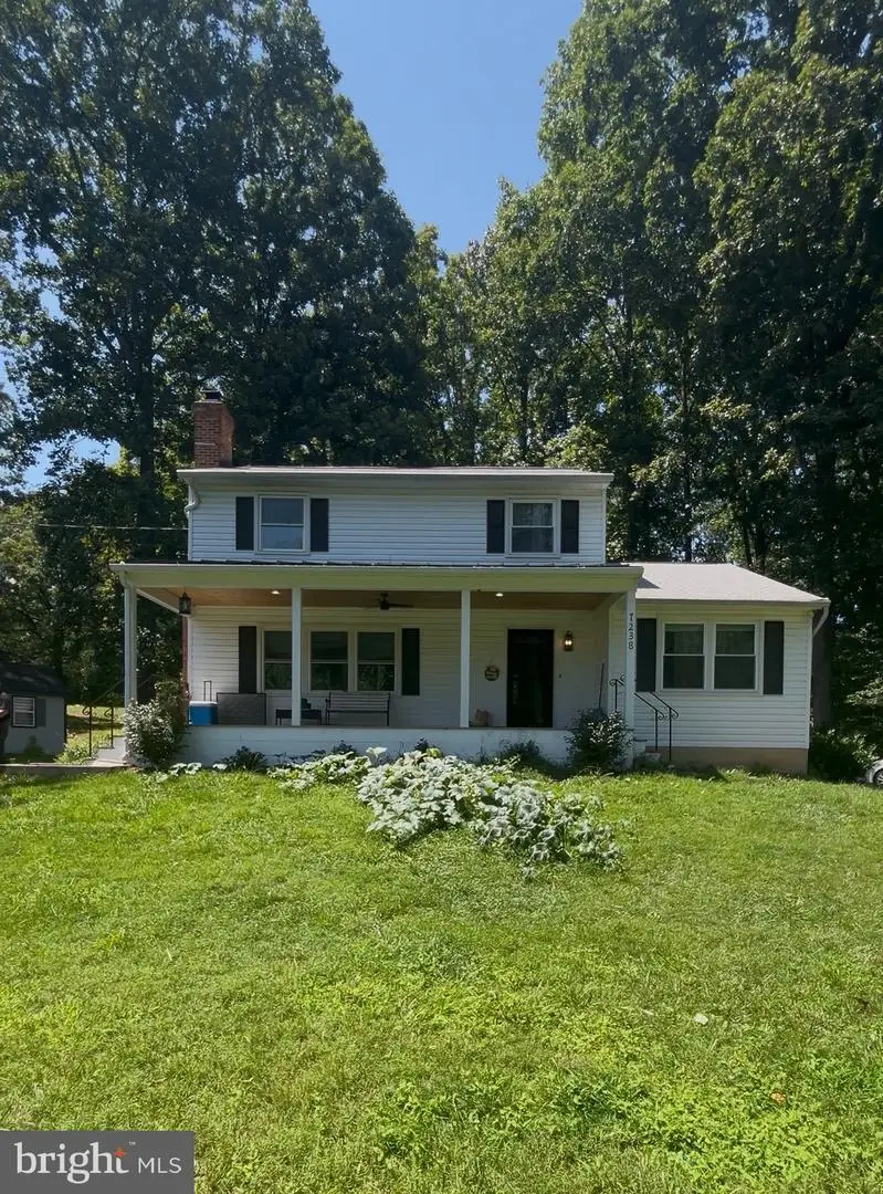 7238 Greenwich Rd, Nokesville, VA 20181 - #1