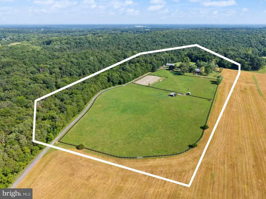 9551 Green Rd, Midland, VA 22728 - #2