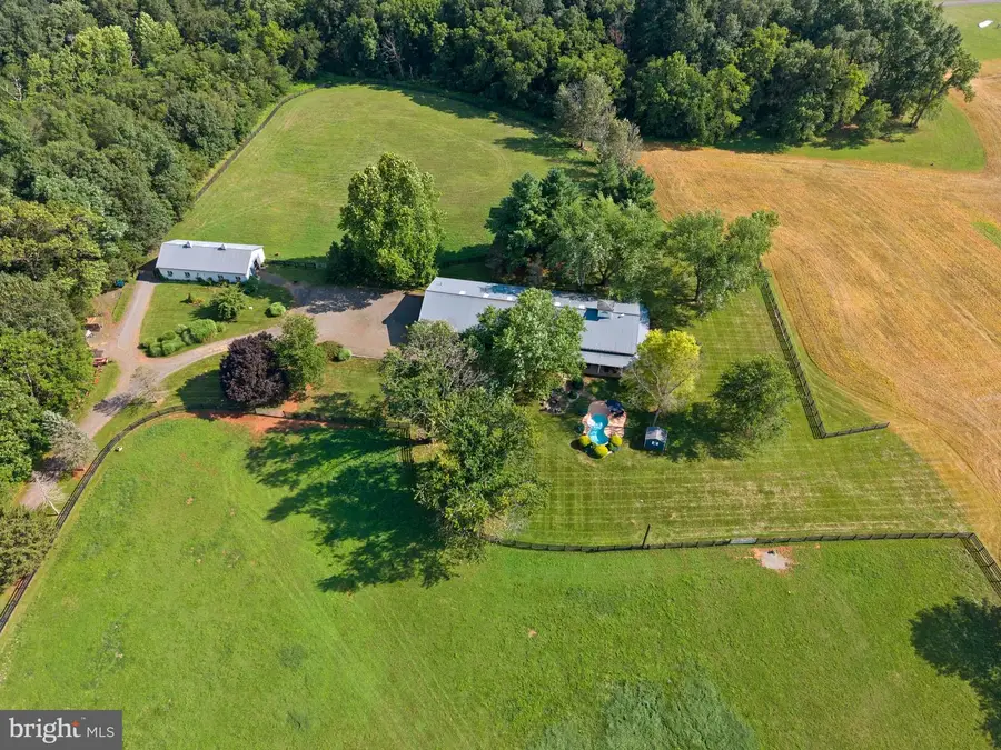 9551 Green Rd, Midland, VA 22728 - #3