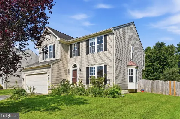 6678 Clarkes Meadow Dr, BEALETON, VA 22712