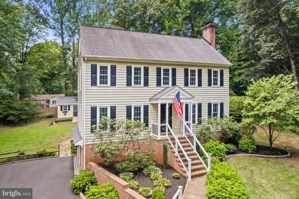 7398 Terranova Dr, WARRENTON, VA 20187