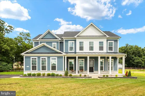 8801 Falcon Ridge Ct, WARRENTON, VA 20187