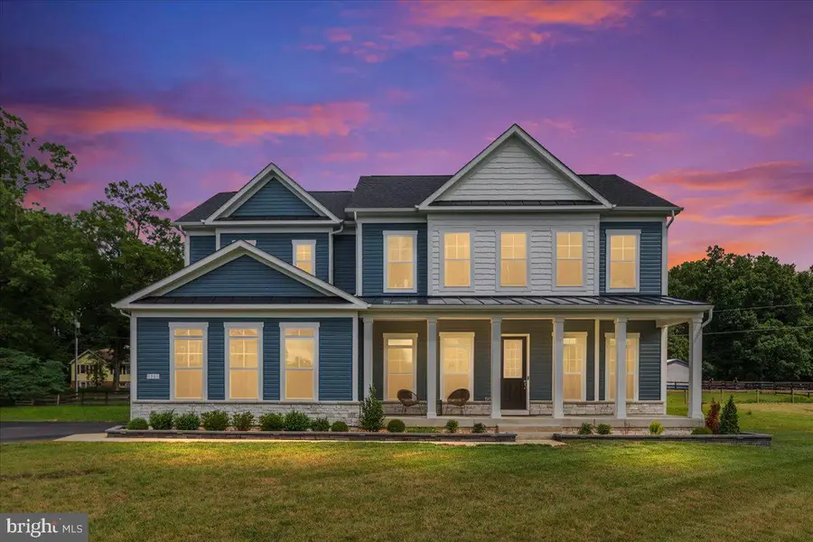 8801 Falcon Ridge Ct, Warrenton, VA 20187 - #2