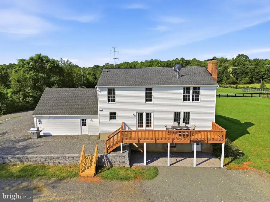 9411 Green Meadows Rd, Warrenton, VA 20187 - #2