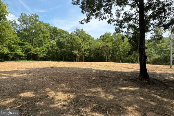 5122 Midland Rd, MIDLAND, VA 22728