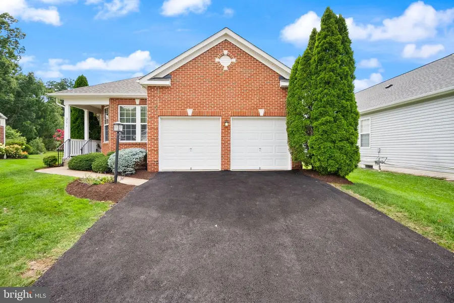 3571 Sutherland Ct, Warrenton, VA 20187 - #2