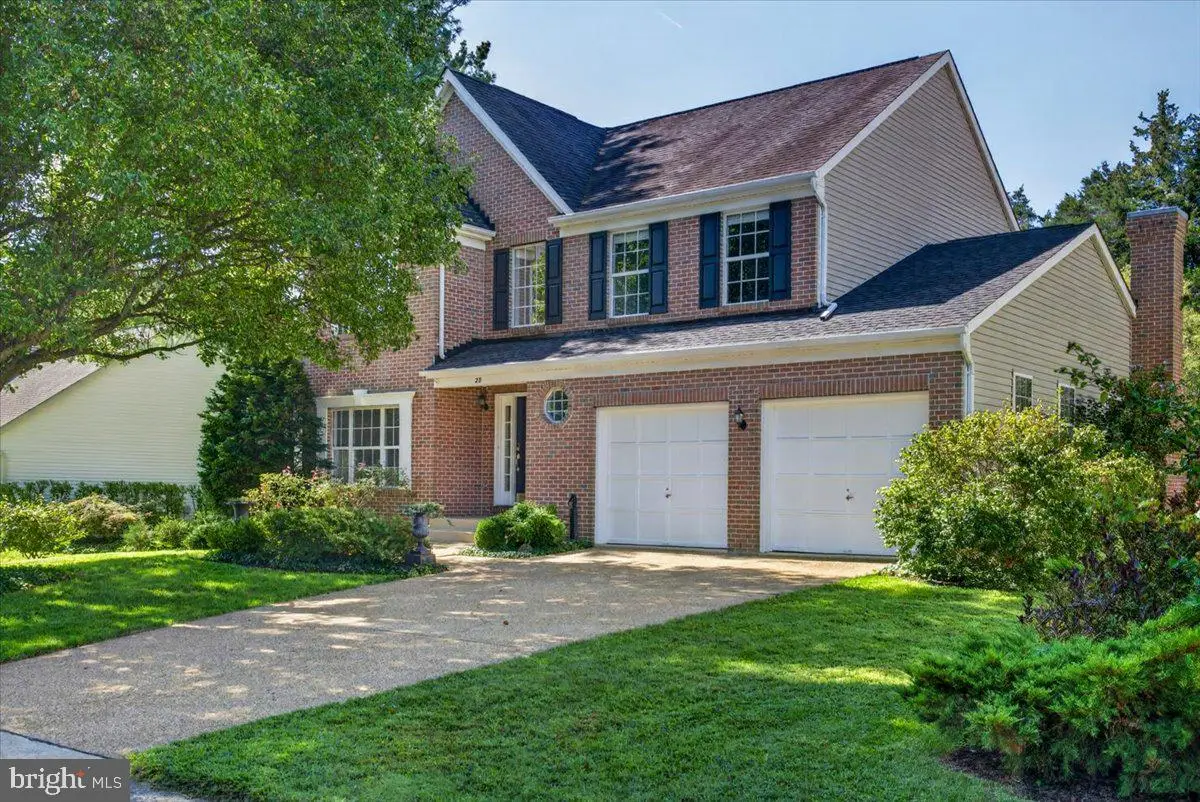 28 Brookshire Dr, Warrenton, VA 20186 - #1