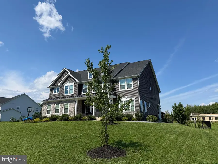 9812 Thoroughbred Rd, Warrenton, VA 20187 - #2