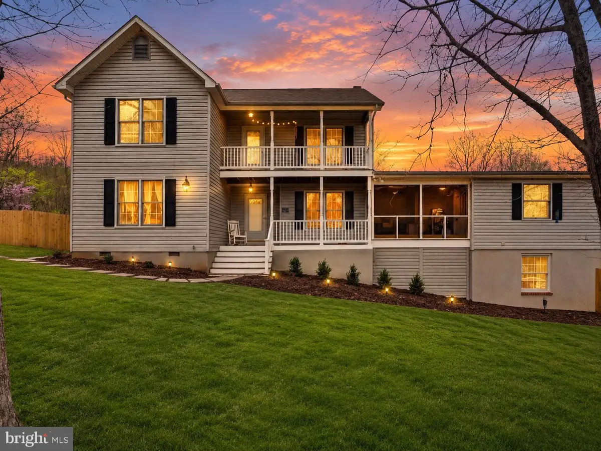 3608 N Red Oak Ln, Delaplane, VA 20144 - #1