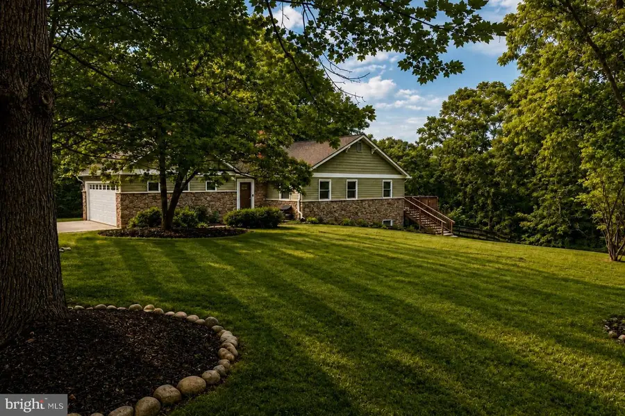 8256 Lock Ln, Warrenton, VA 20186 - #2