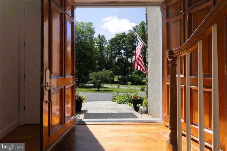 5202 Chase Ln, Midland, VA 22728 - #2
