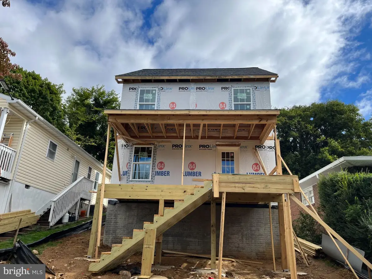 107 Haiti St, Warrenton, VA 20186 - #1