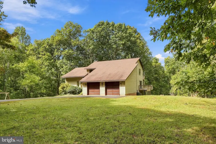 8423 Lock Ln, Warrenton, VA 20186 - #2