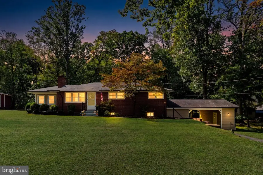 5177 Albrecht Ln, Warrenton, VA 20187 - #2