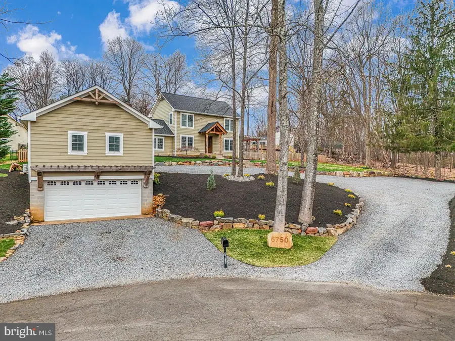 6750 Stonehurst Ct, Warrenton, VA 20187 - #2
