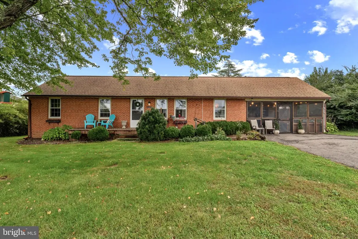 4285 Lunceford Ln, Marshall, VA 20115 - #1