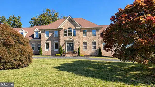 7966 Wellington Dr, WARRENTON, VA 20186