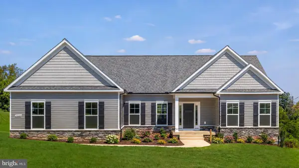 7226 Hunting Ln, WARRENTON, VA 20186