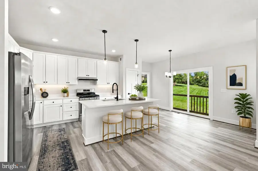 7226 Hunting Ln, Warrenton, VA 20186 - #2