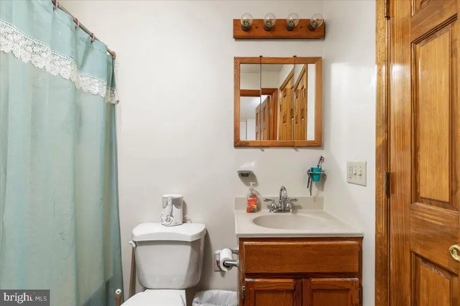 709 Dicks Hollow Rd, Winchester, VA 22603 - Image #3