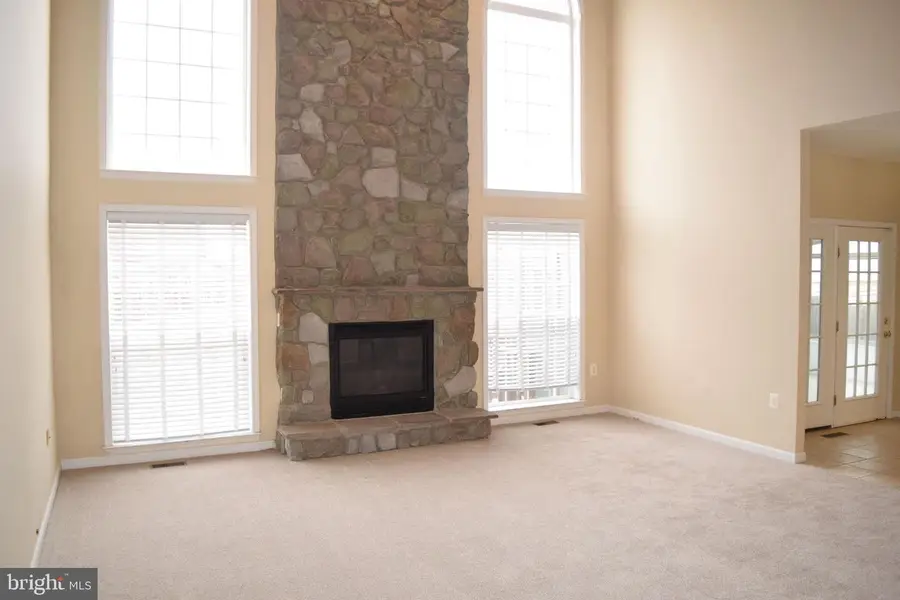 203 Lynnehaven Dr, Winchester, VA 22602 - Image #3