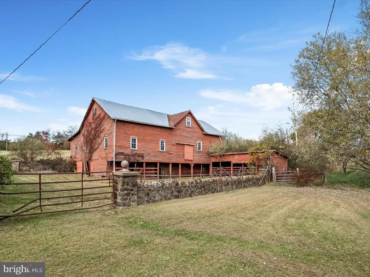 6530 N. Frederick Pike, Cross Junction, VA 22625 - Image #1