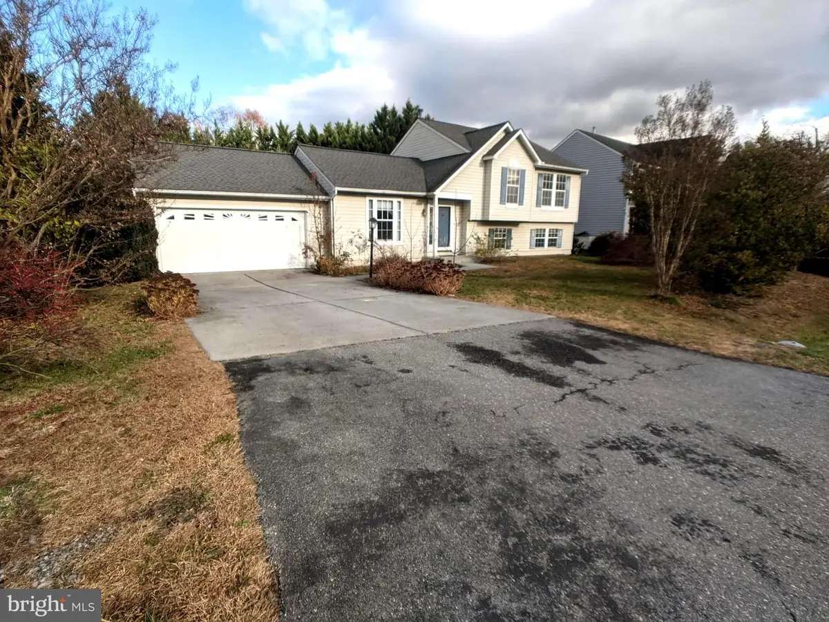 106 Patrick Pl, Stephens City, VA 22655 - Image #1