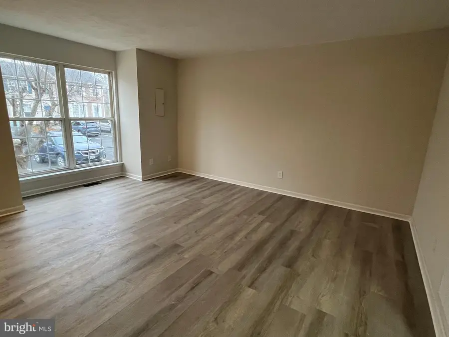 305 Sutton Ct, Winchester, VA 22601 - Image #3