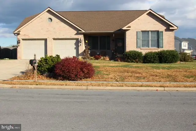 307 Craig Dr, Stephens City, VA 22655 - Image #1