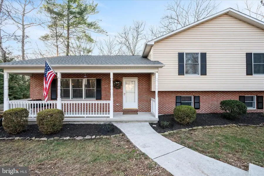 106 Redbud Cir, Cross Junction, VA 22625 - Image #3