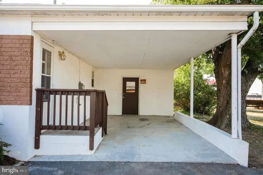 108 Martin Dr, Winchester, VA 22602 - Image #2